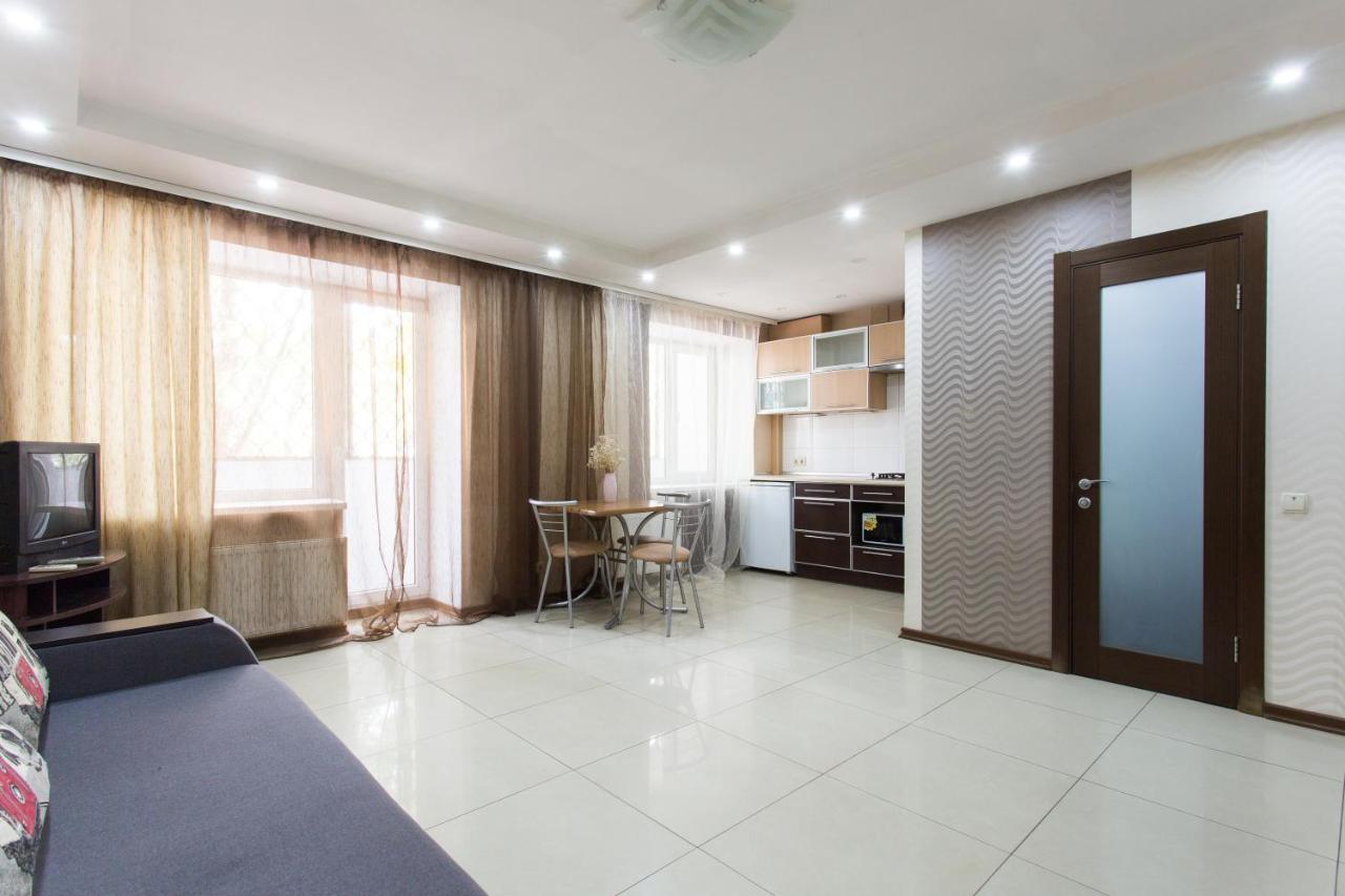 Botanical garden area Apartment Harkiv Exterior foto