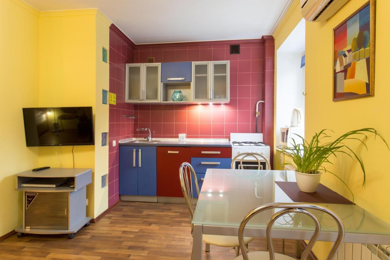 Botanical garden area Apartment Harkiv Exterior foto